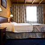 Szálloda Czarny Potok Wellness & Centrum 3*