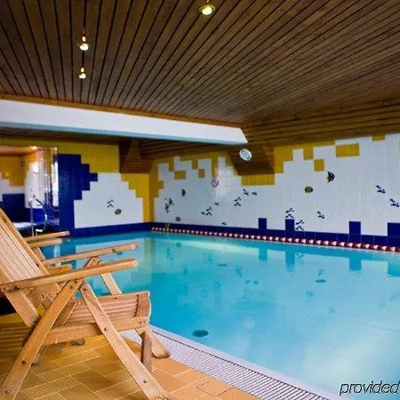 Czarny Potok Wellness & Centrum ホテル 3*