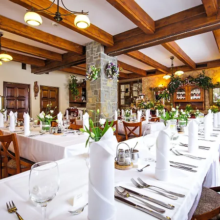 Czarny Potok Wellness & Centrum Otel 3*