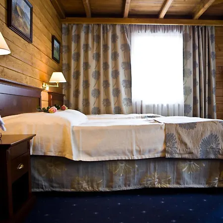 Hotel Czarny Potok Wellness & Centrum 3*