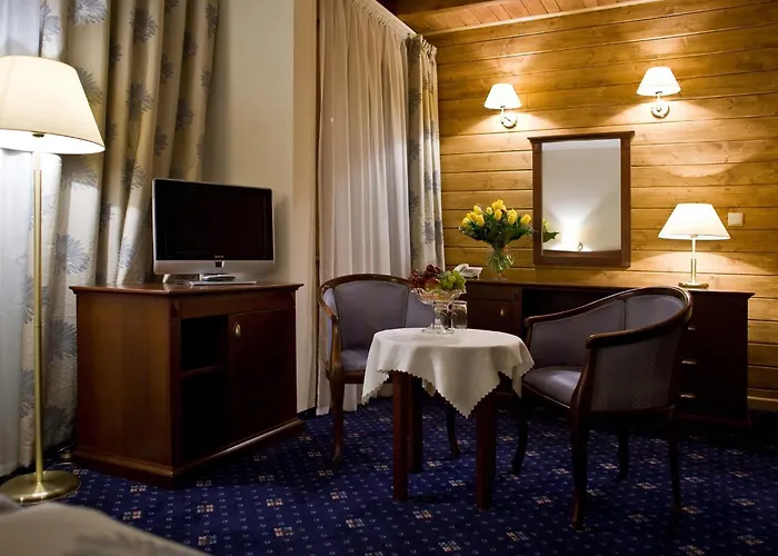 Hotel Czarny Potok Wellness & Centrum 3*